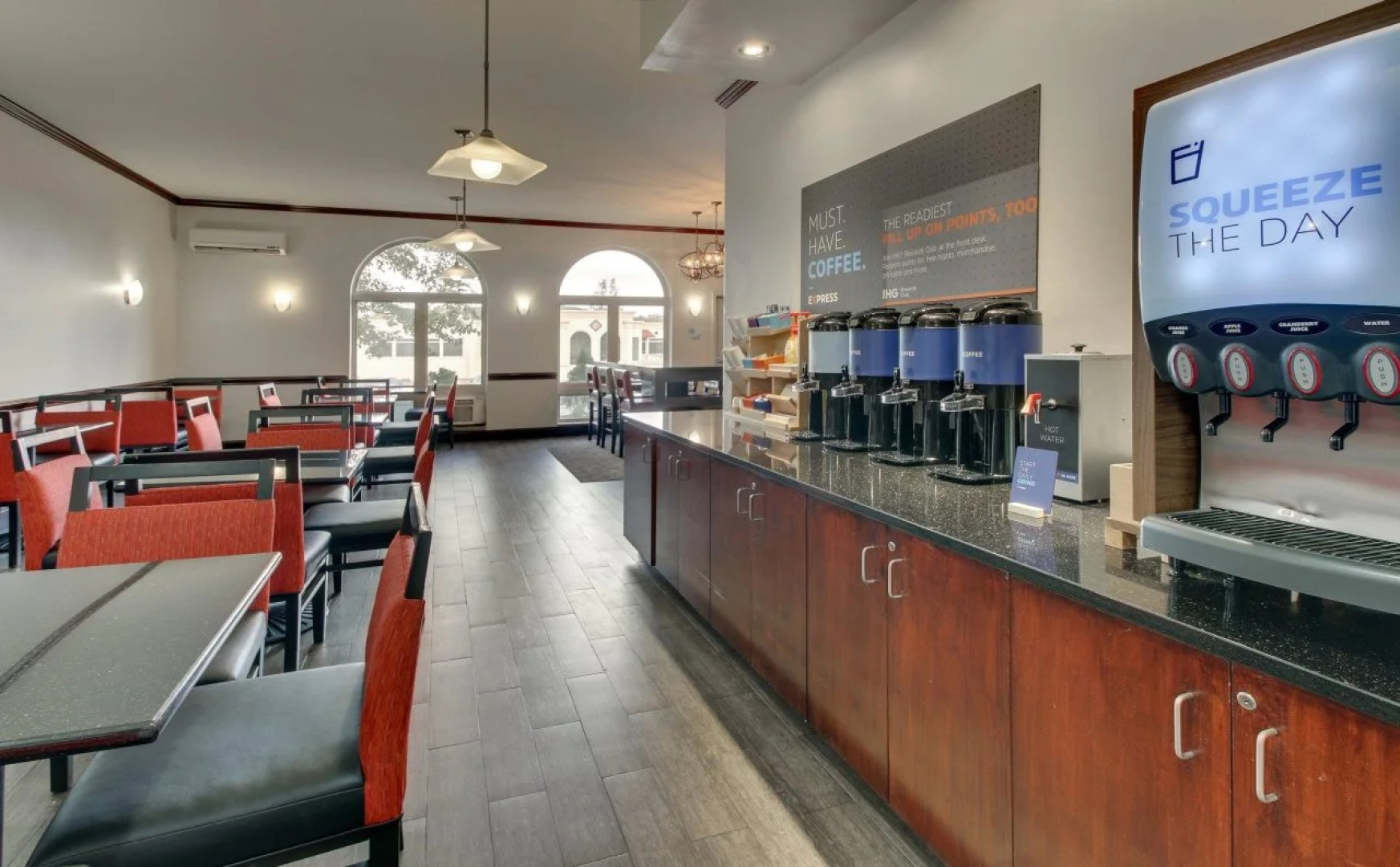 Holiday Inn Express & Suites Allentown West by IHG