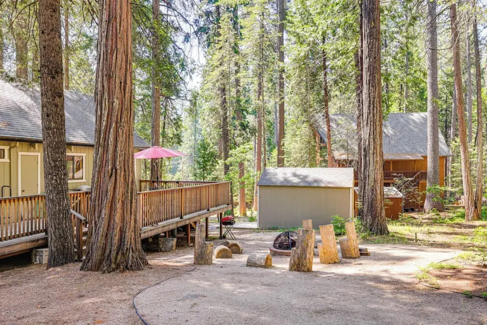 Cabin w/ Deck & Fire Pit in Blue Lake Springs!