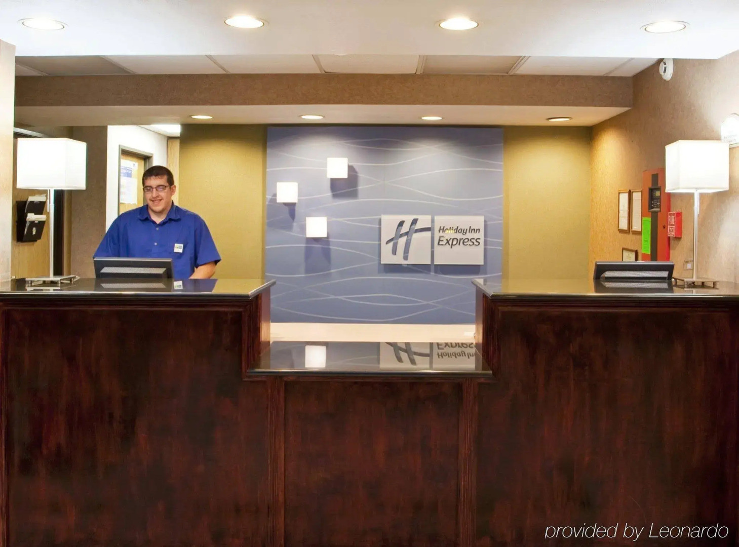 Best Western St. Clairsville Inn & Suites