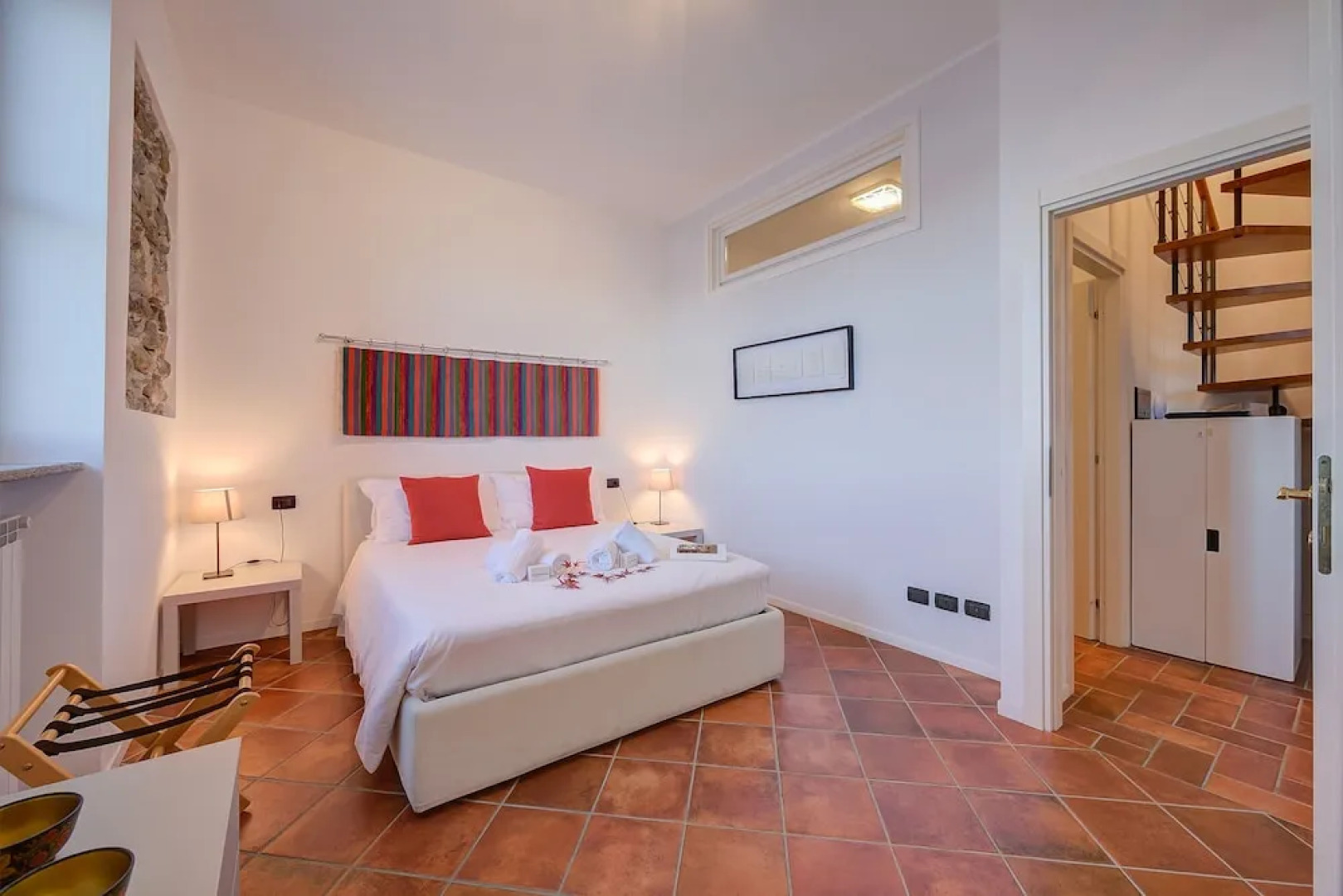 Incanto Sul Lago Pied Dans L' Eau