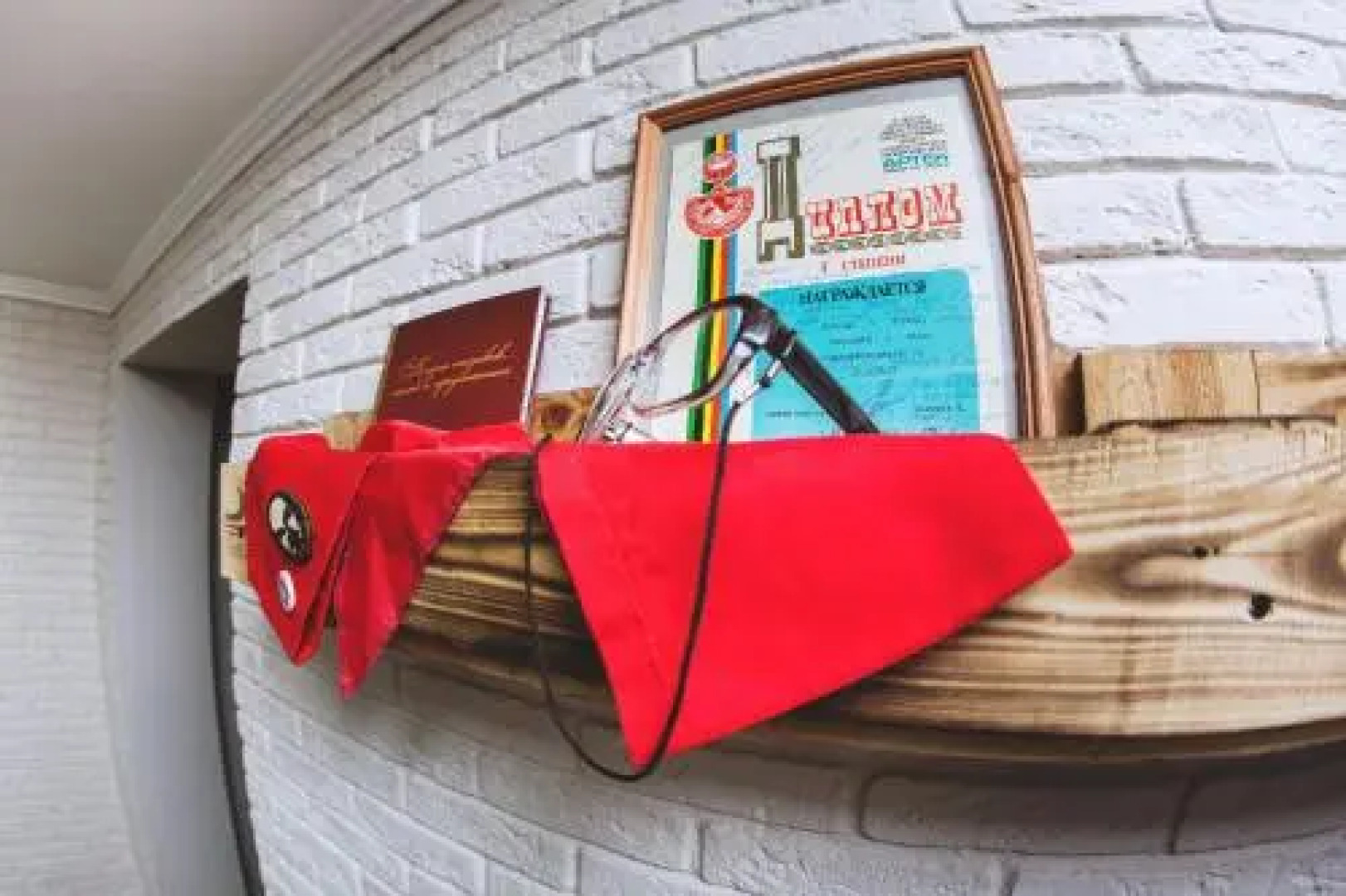 Mini-Hotel At Grandfather Lenin's