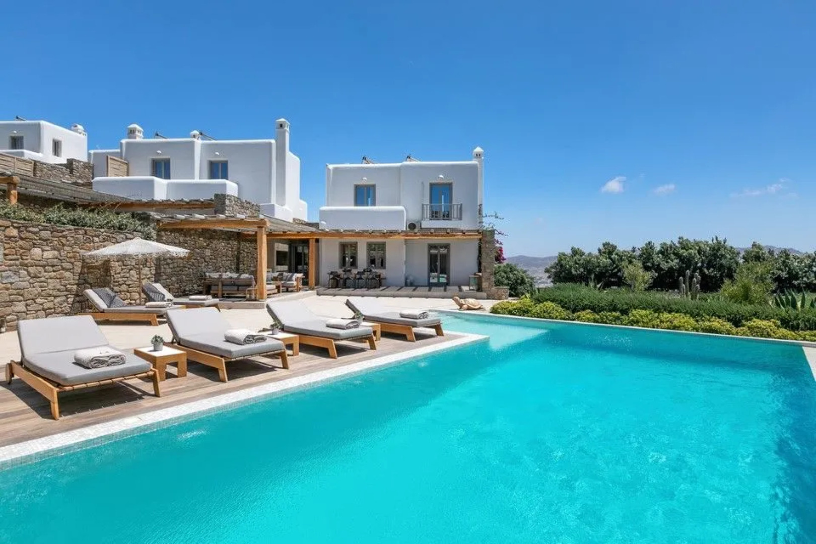 Elite Estates Diamond