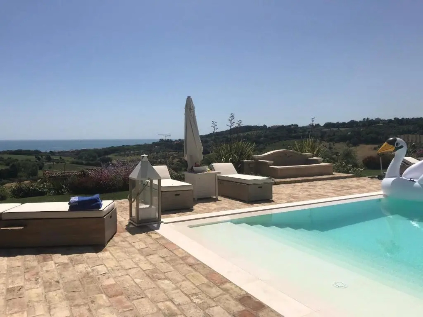Castel 74