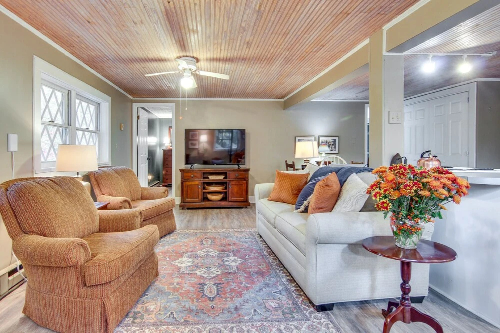 Black Mountain Cabin Apartment ~ 2 Mi to Downtown!