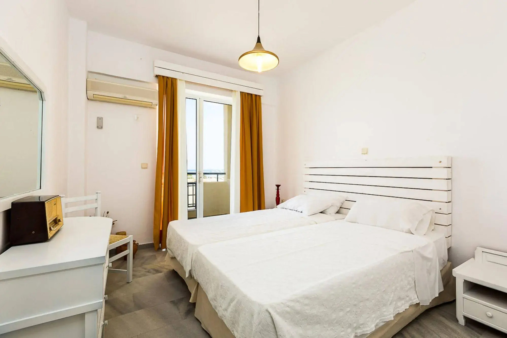 Castello Bianco Aparthotel