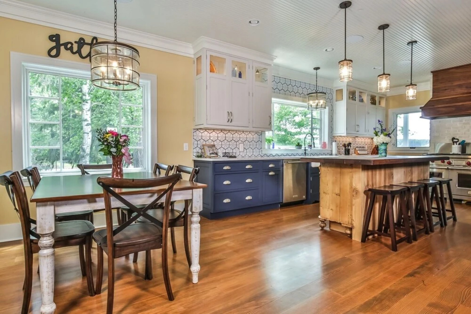 Indian Point Manor - Hiller Vacation S 9 Bedroom Estate