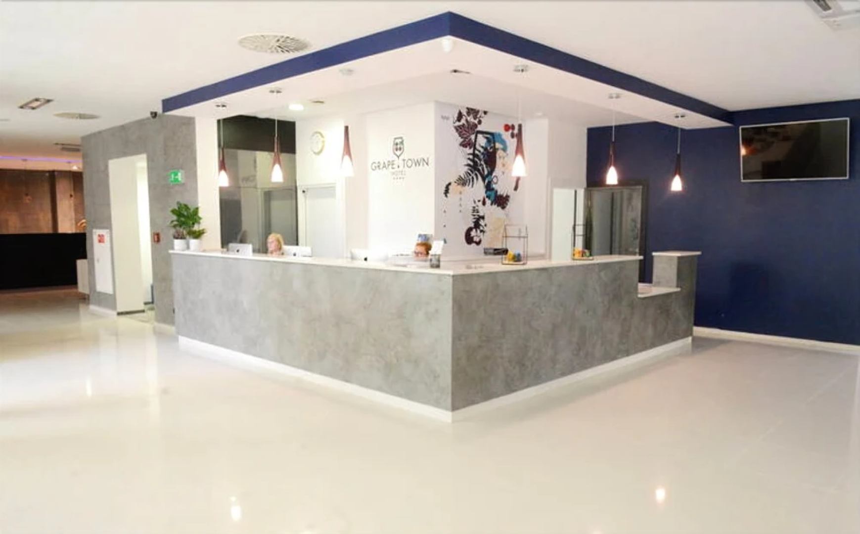 Grape Town Hotel