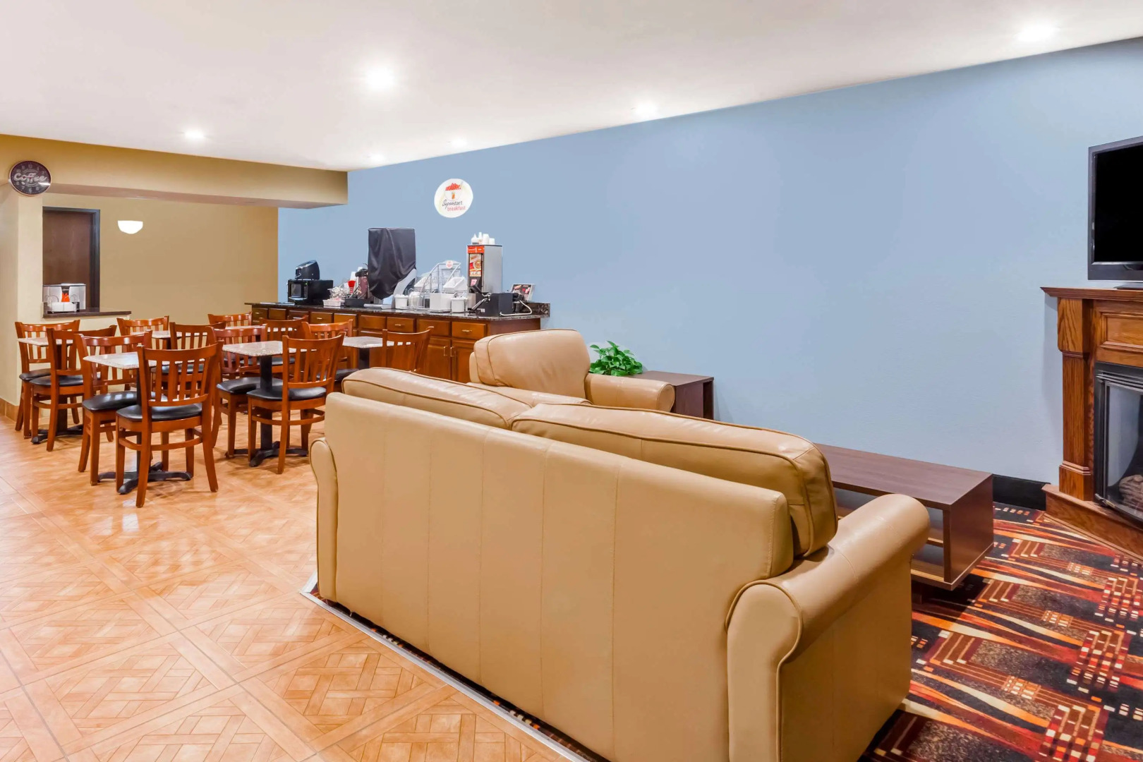 Super 8 by Wyndham Eddyville/Kuttawa