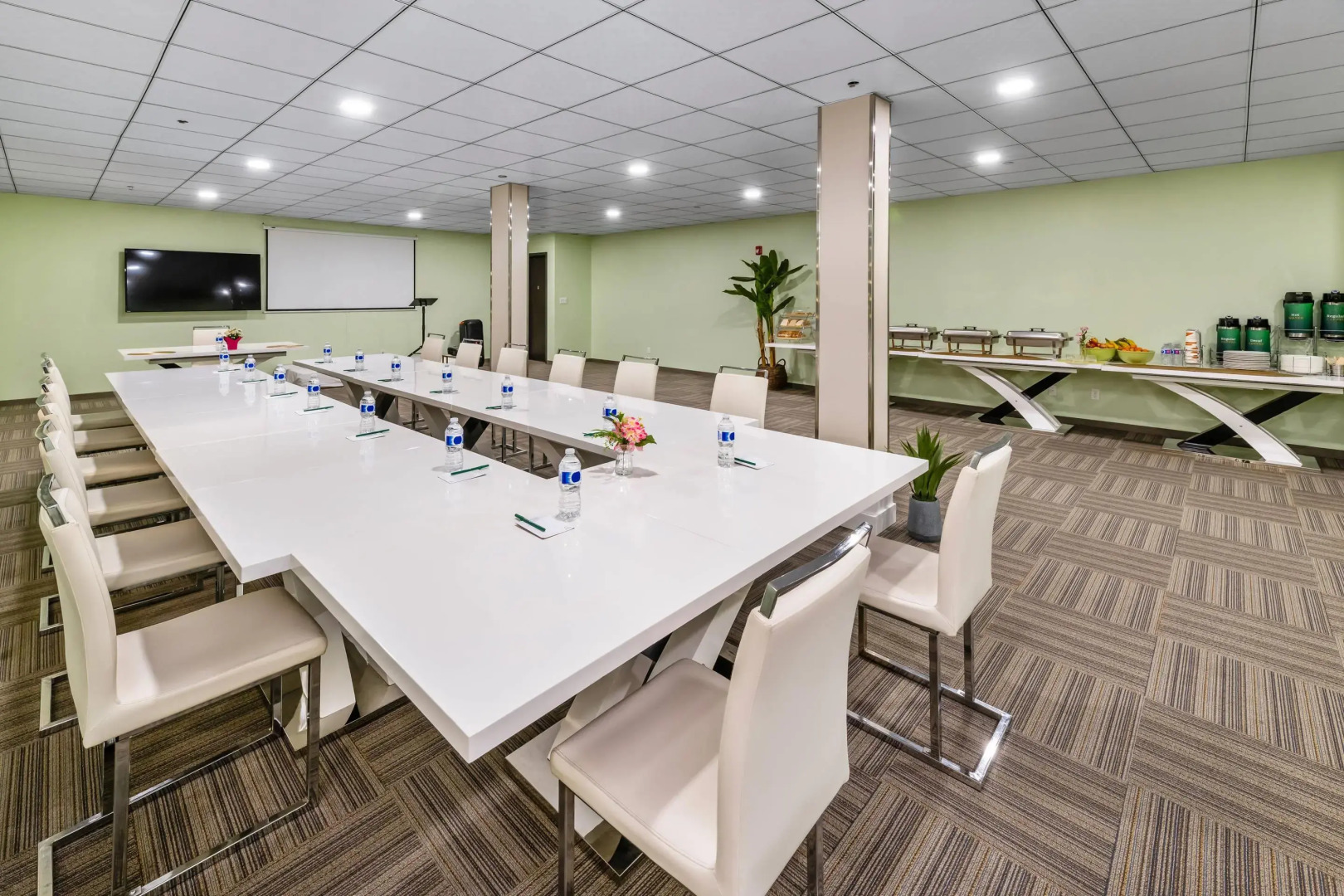 Quality Inn Sunshine Suites