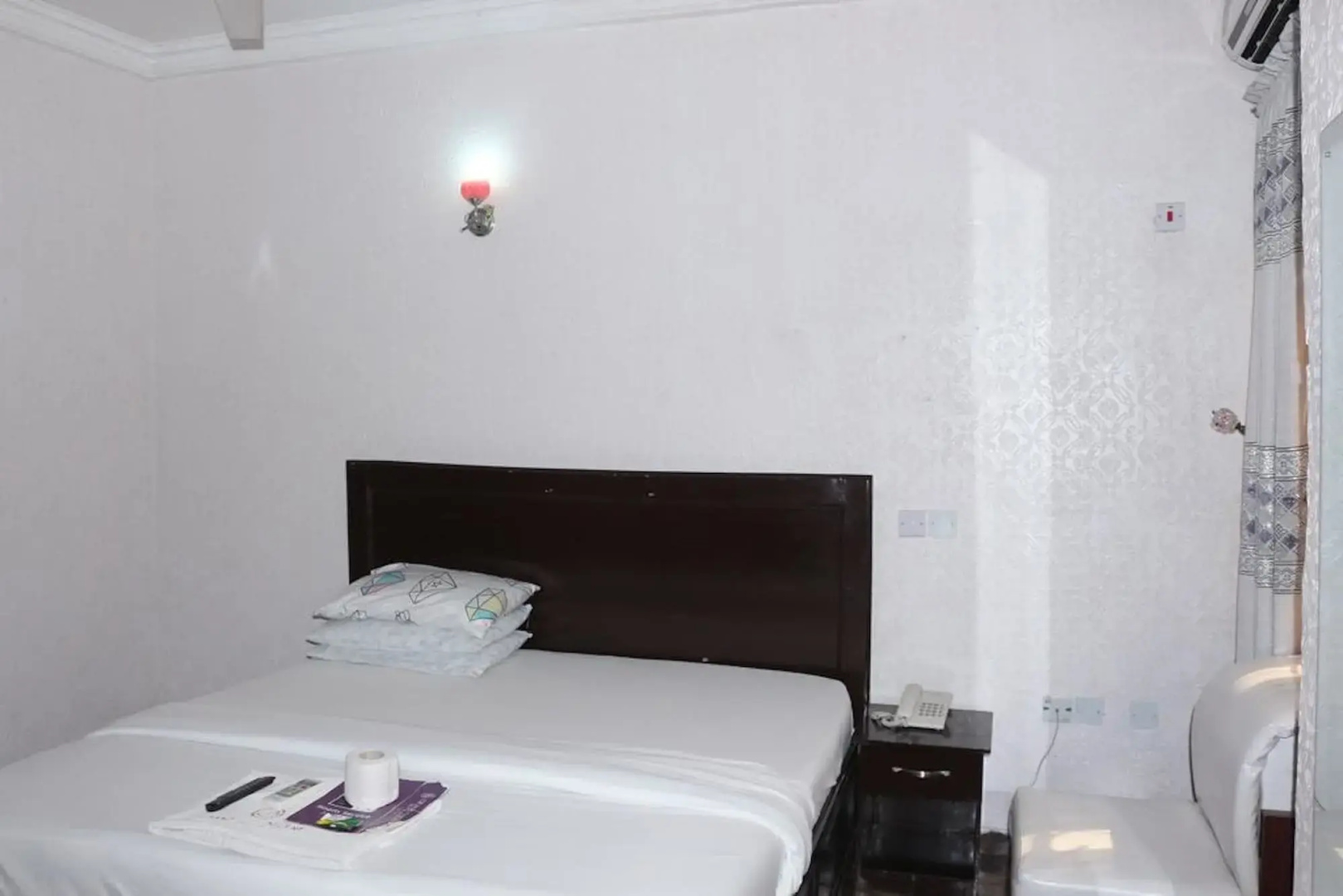 Grand Decent Hotel and Suites