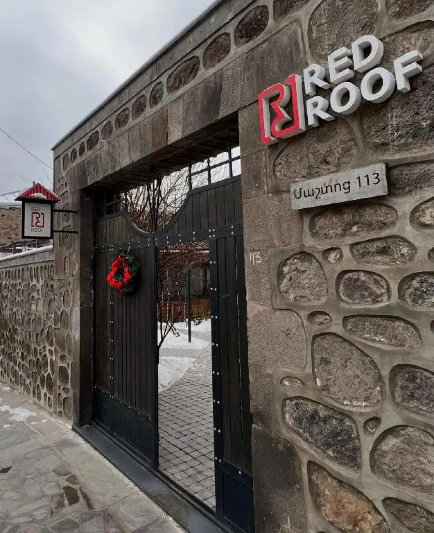 REDROOF country house hotel