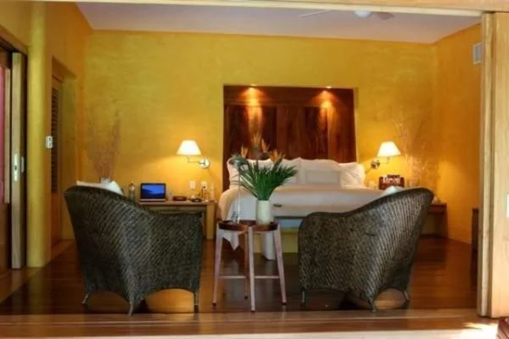 El Tamarindo Beach & Golf Resort