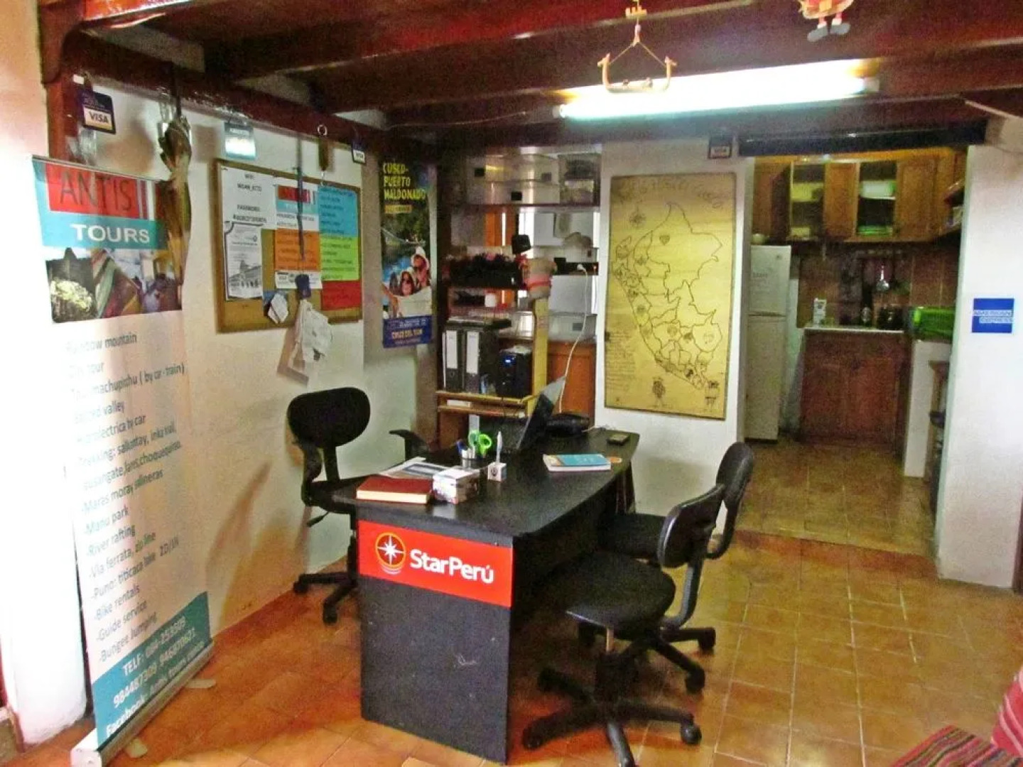 Hitchhikers Cusco Hostel