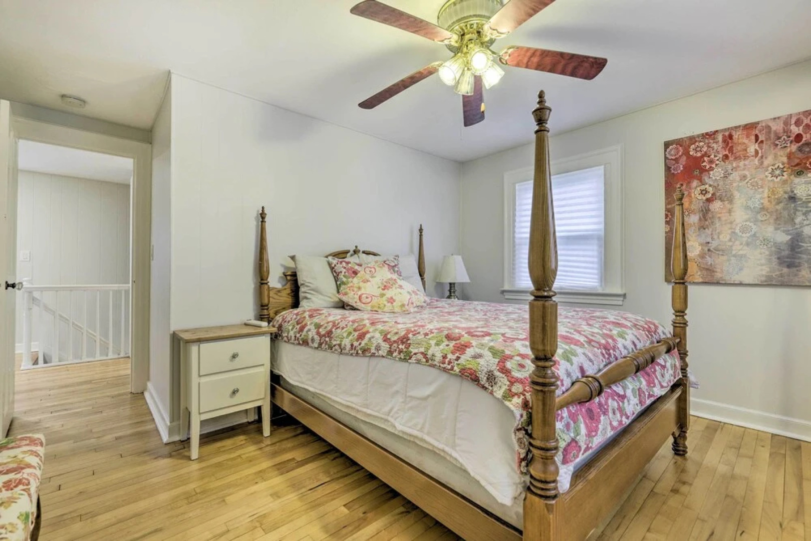 Charming Hamden Home: 2 Mi to Yale University