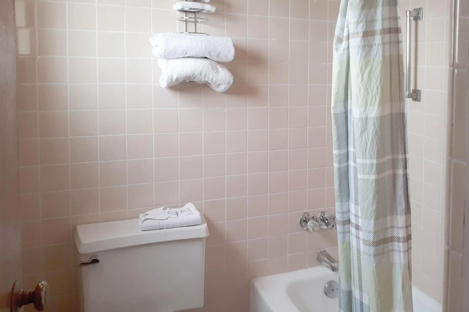 OYO Hotel Kings at Clovis