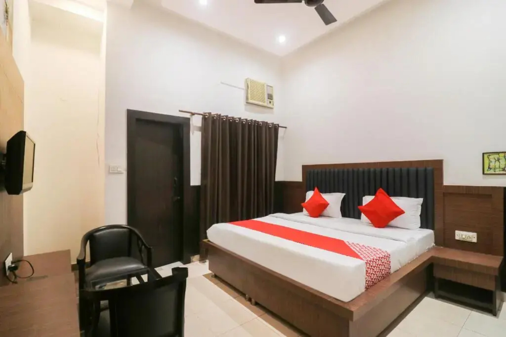 Hotel Grand Resort by OYO Rooms