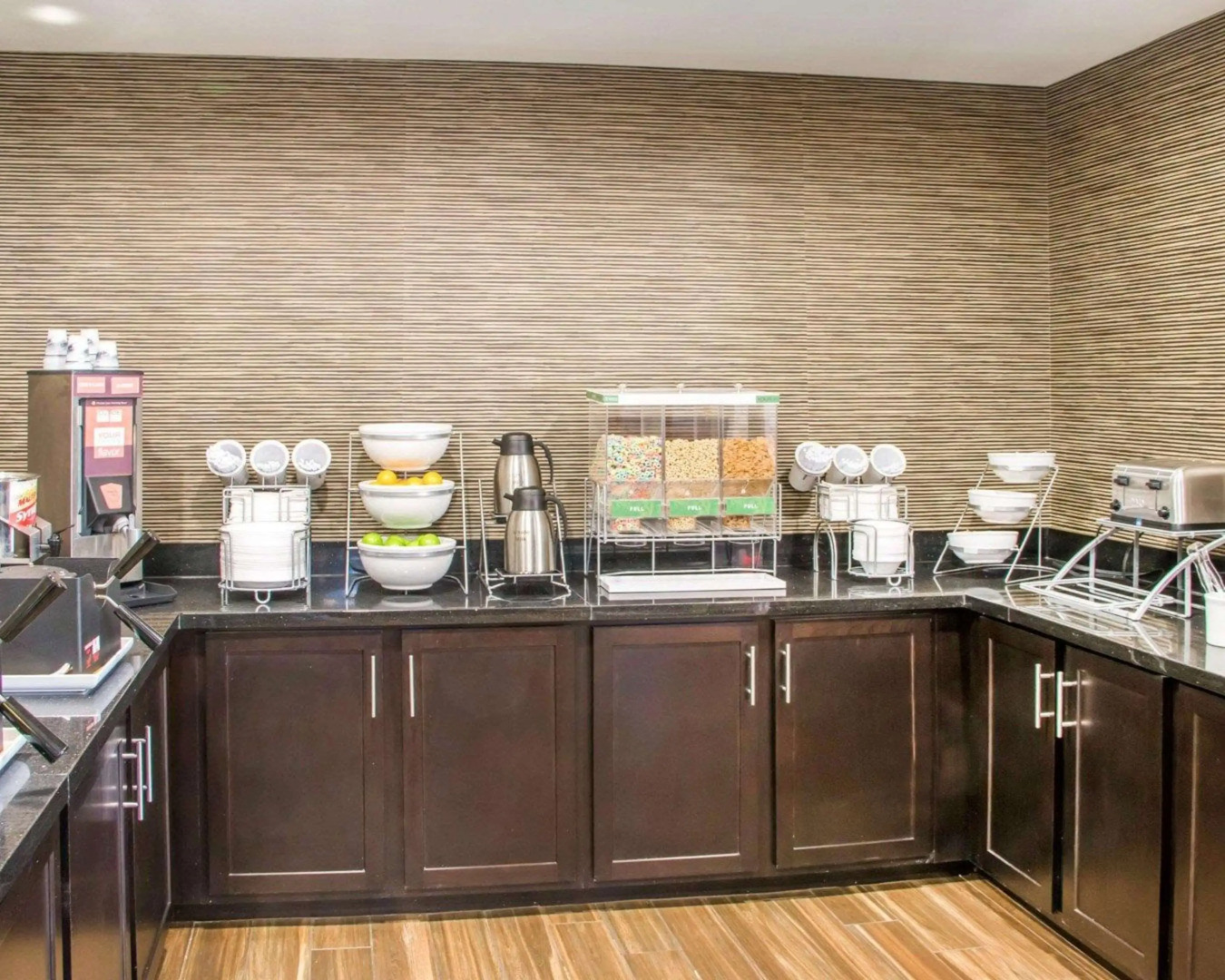 Comfort Inn  Suites