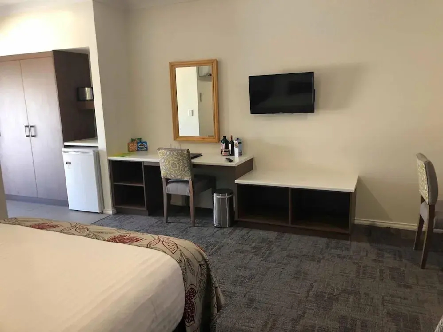 Young Federation Motor Inn