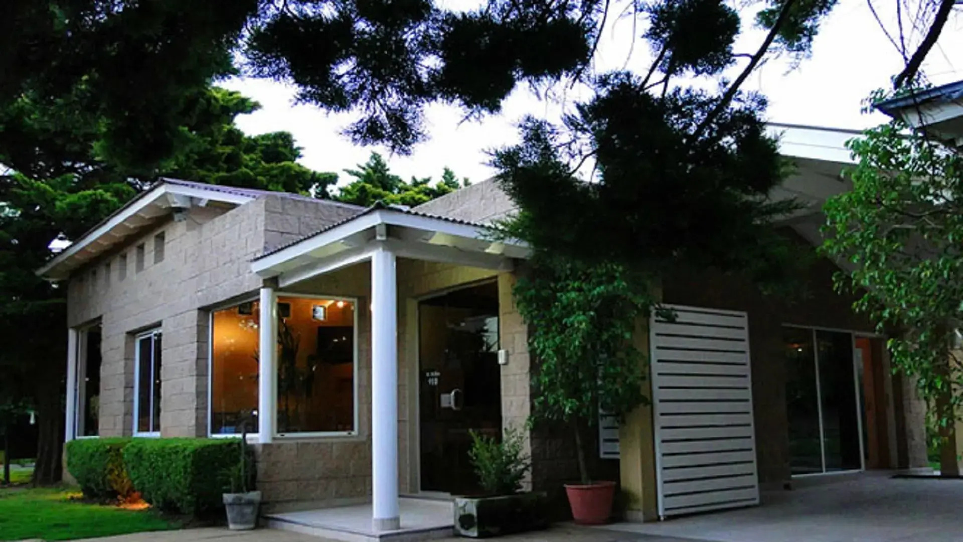 Hotel Barrancas San Pedro