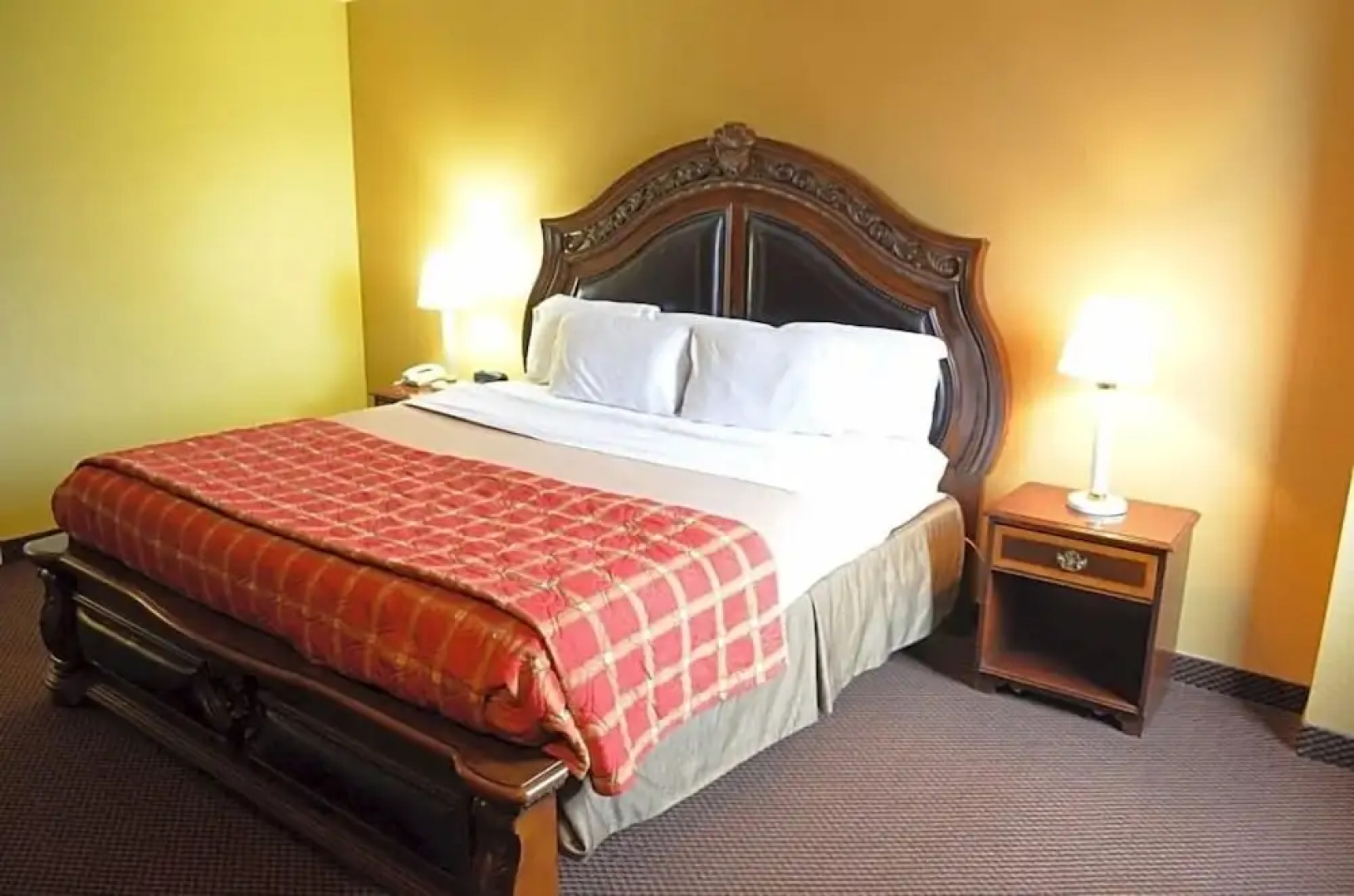 McLure Inn and Suites