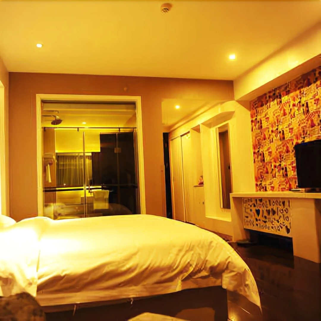 Zhongyue Shuijing Hotel