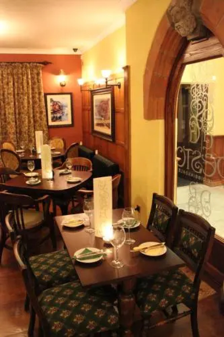The Dibbinsdale Inn