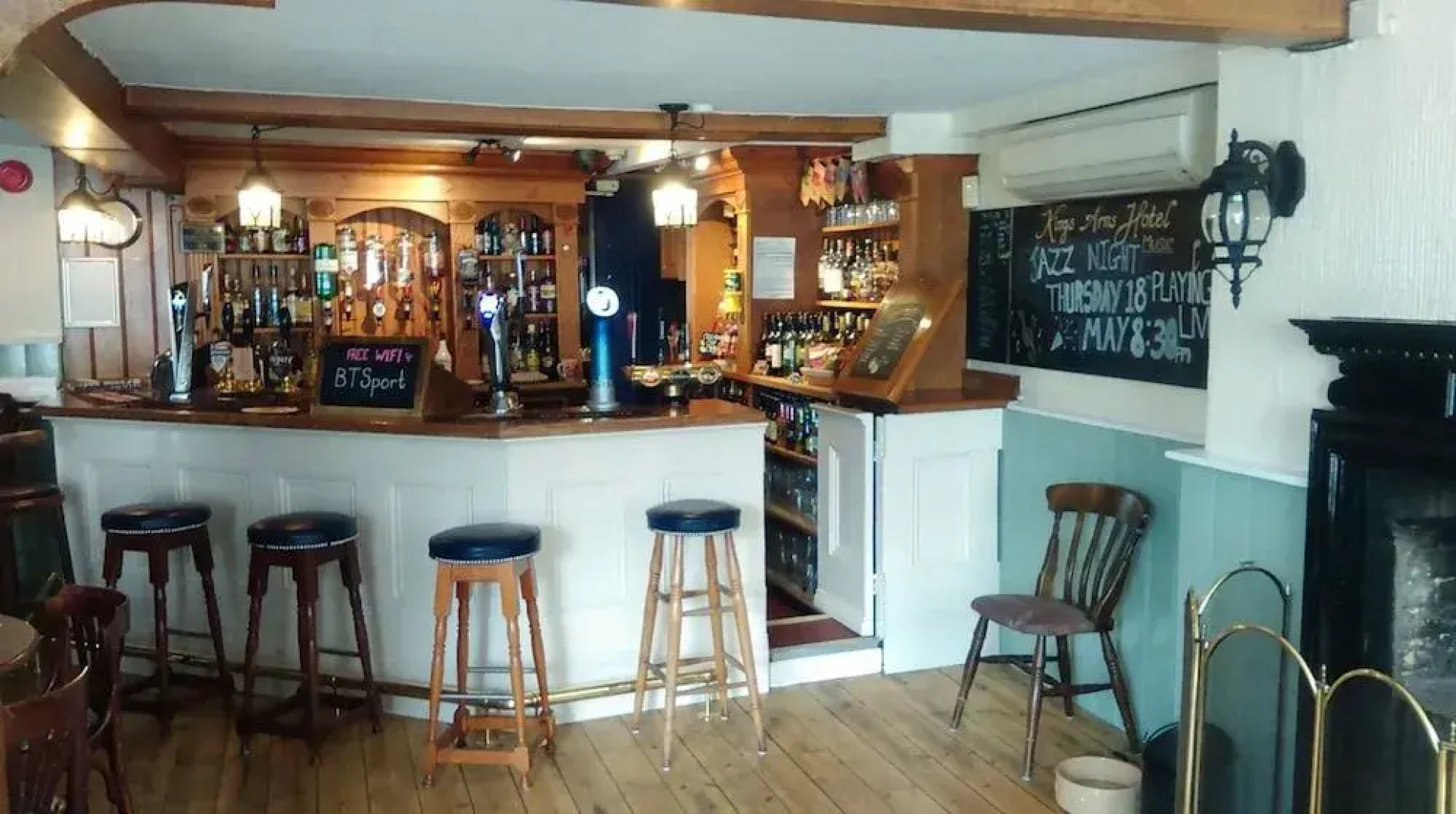 The Kings Arms Hotel