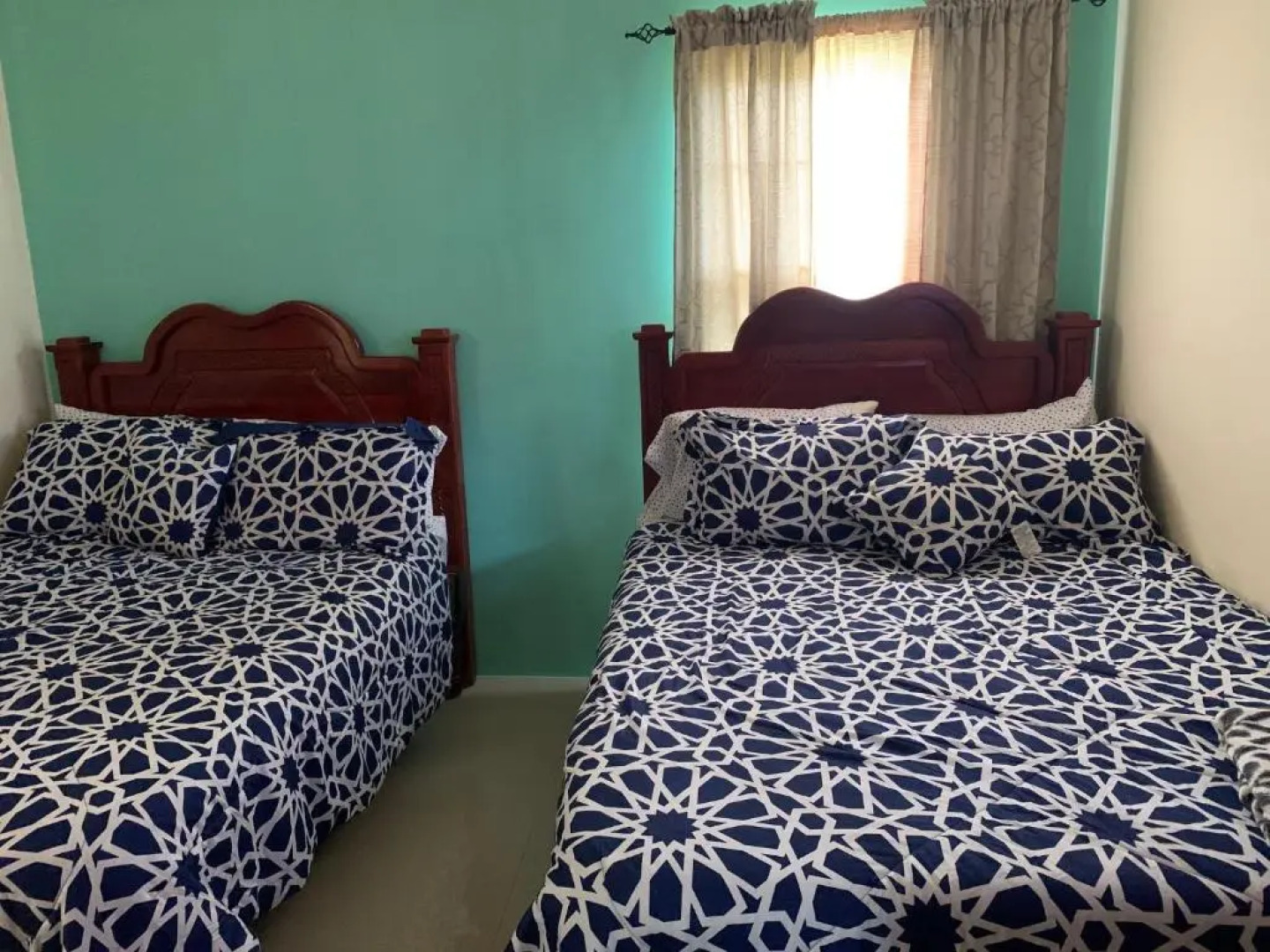 Sasha's Seaside Villa