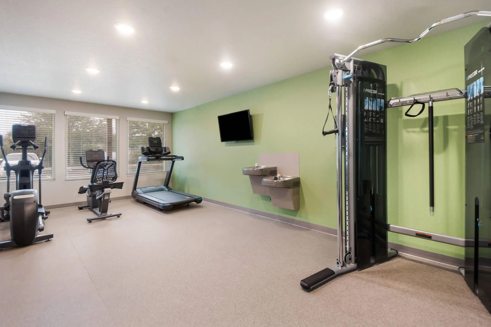 WoodSpring Suites Tampa Airport North Veterans Expressway