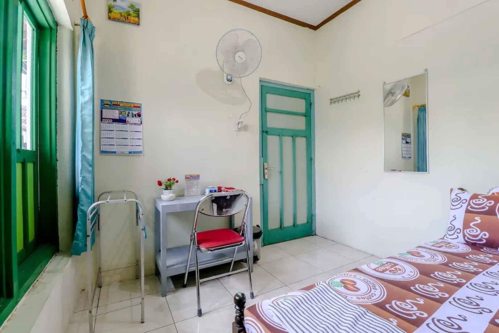 Bahagia Sederhana Home Stay - Hostel