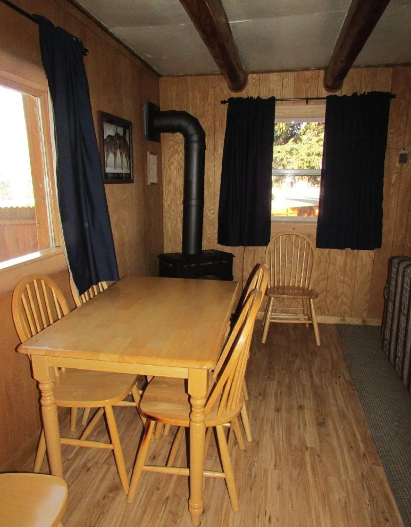 Ute Bluff Lodge, Cabins & RV Park