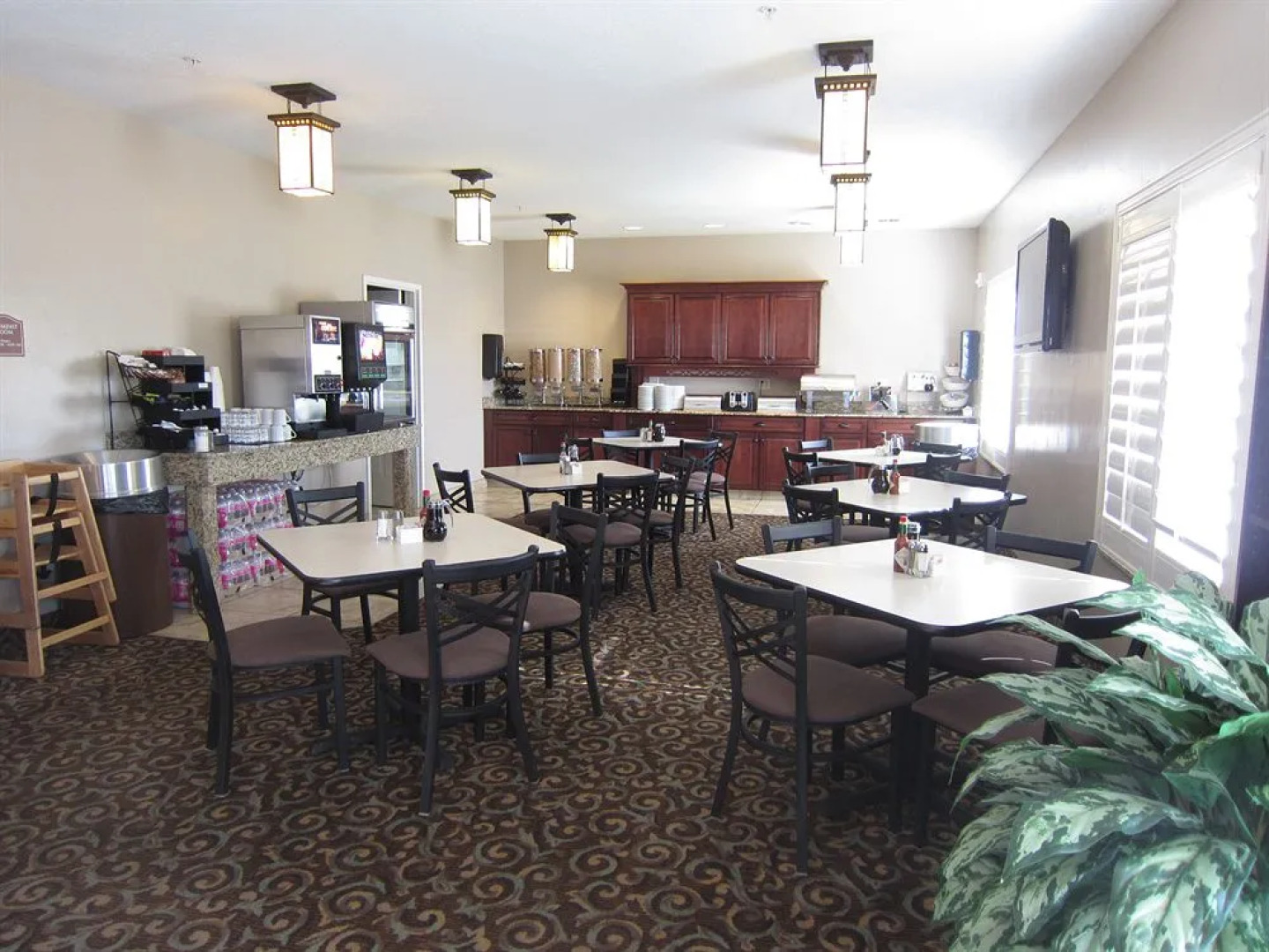 Landmark Inn and Suites