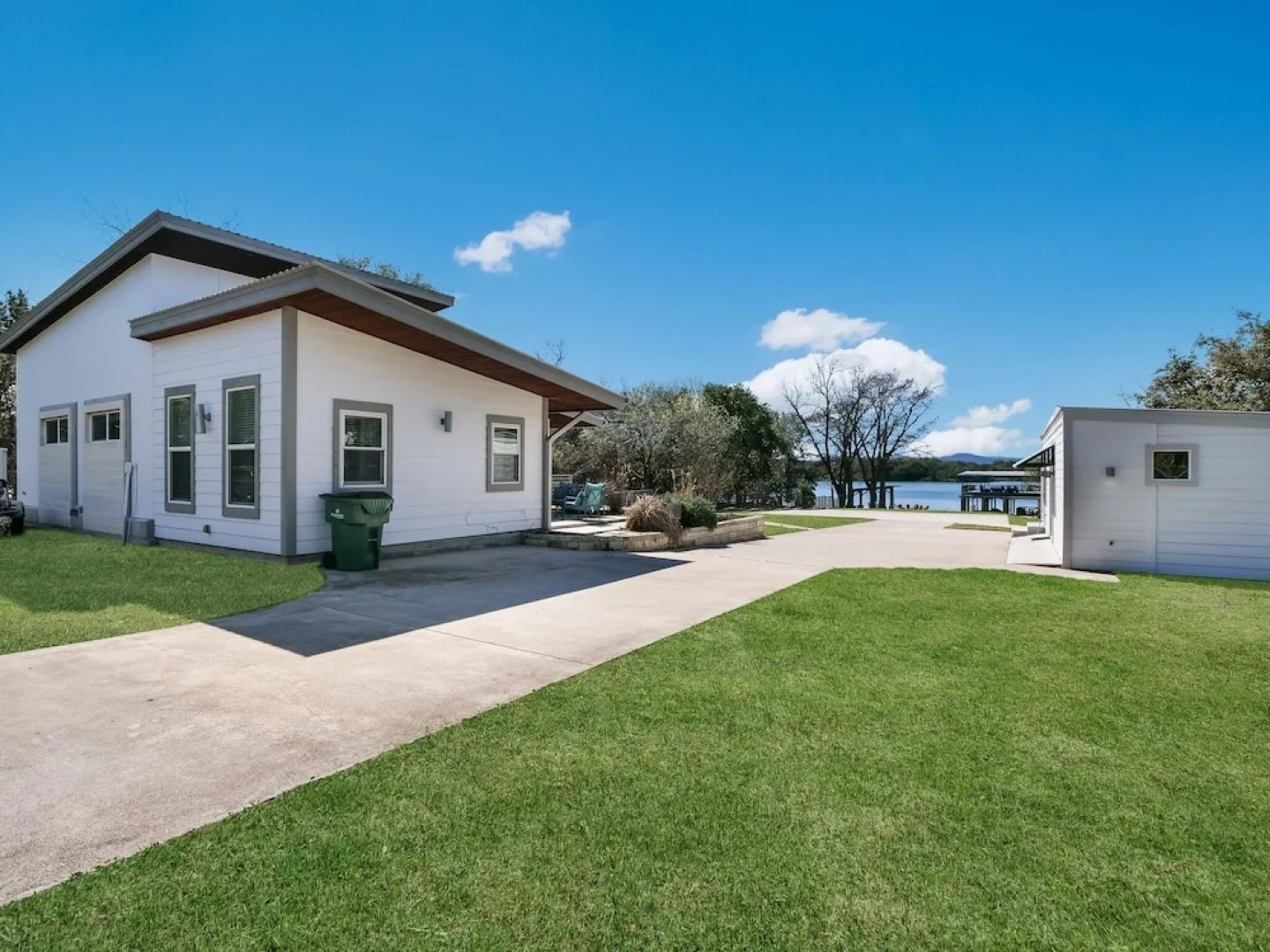 1004 Circle Drive 4 Bedroom Home