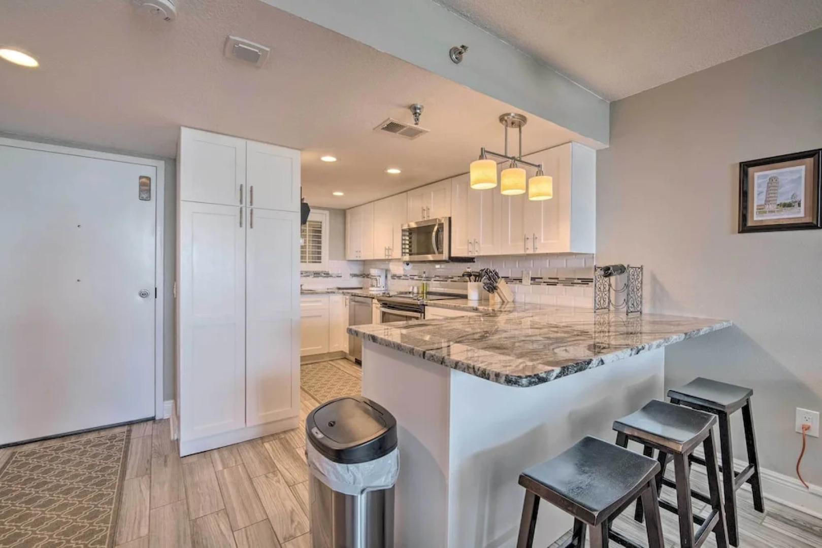 Relaxing Hudson Condo Steps From the Pool!