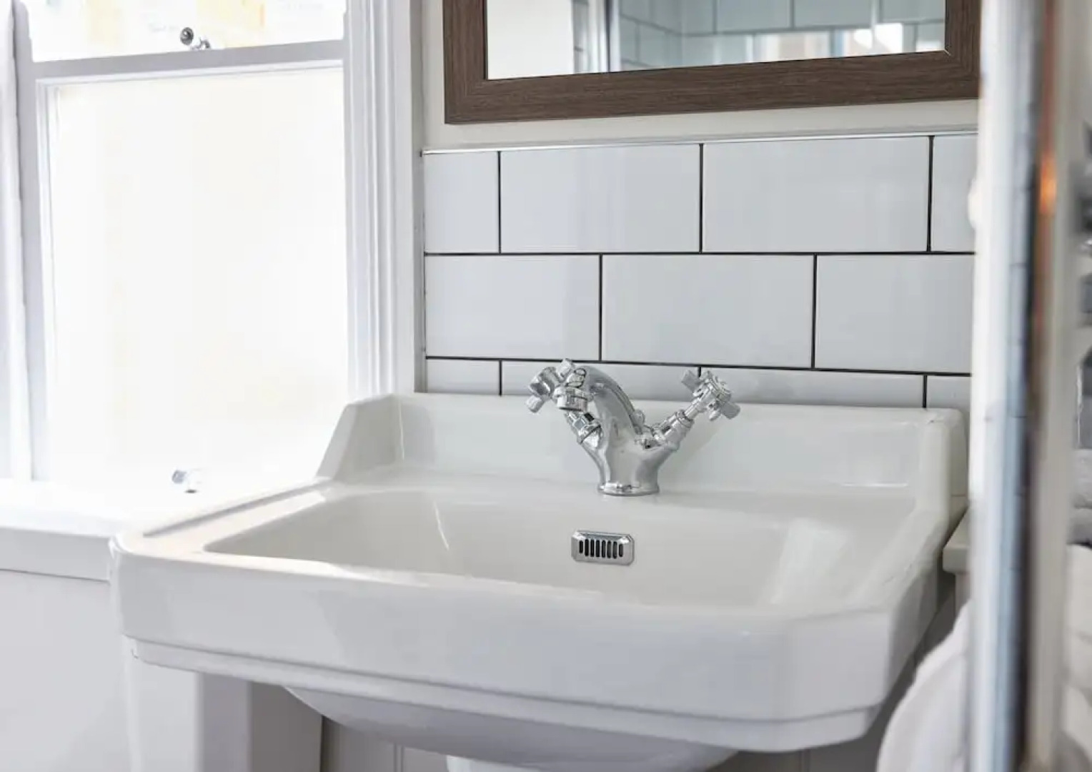 Kings Head Hotel by Greene King Inns