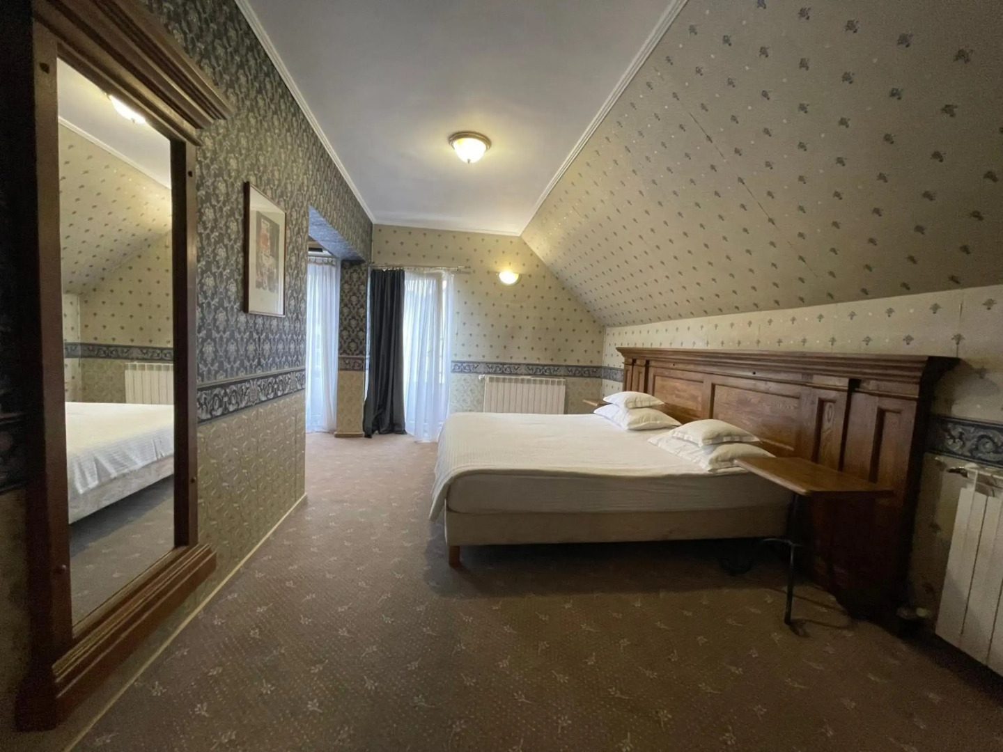 Topaz Boutique Hotel