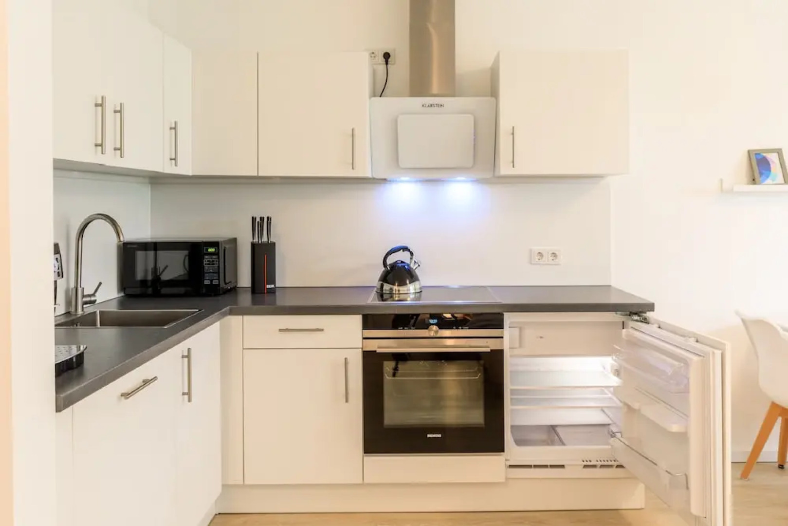 Modern and Bright Studio