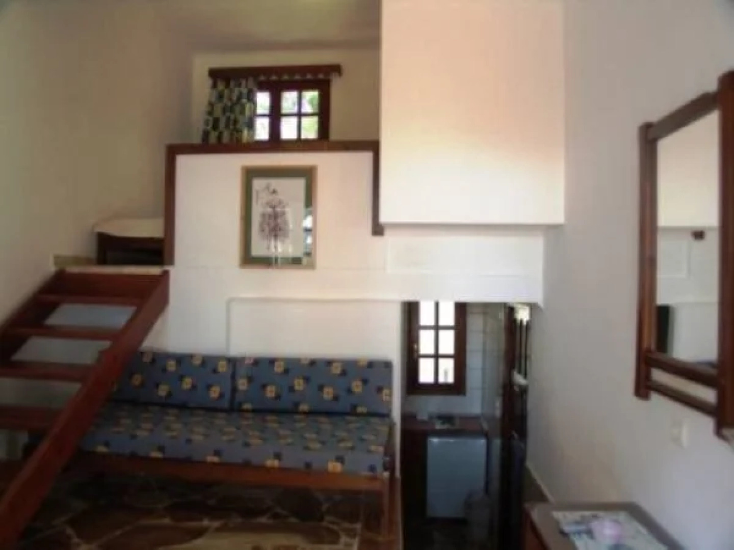 Anavaloussa Apartments