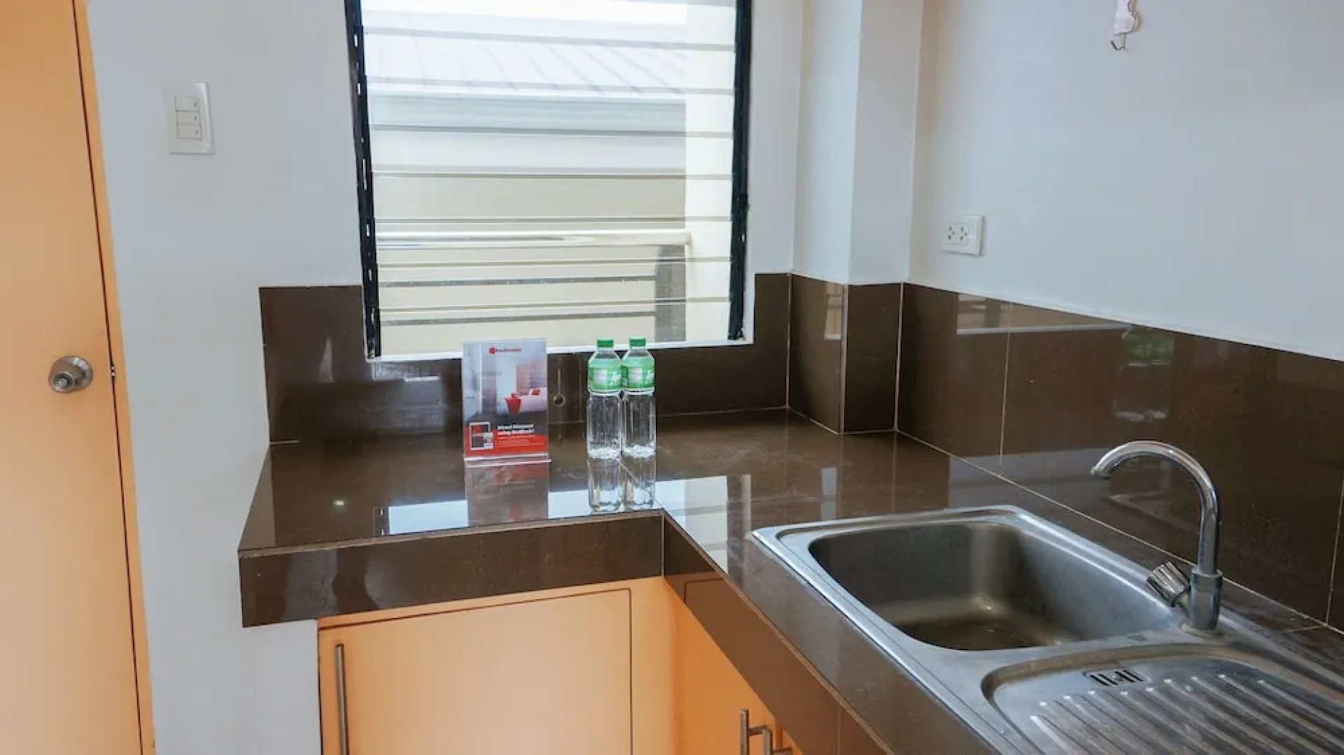 RedDoorz Plus near Talisay Town Center