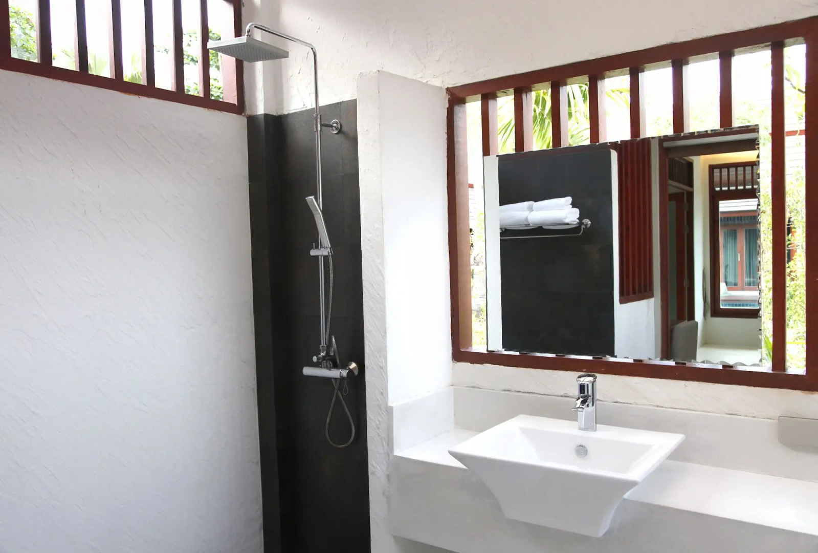 L'esprit de Naiyang Beach Resort