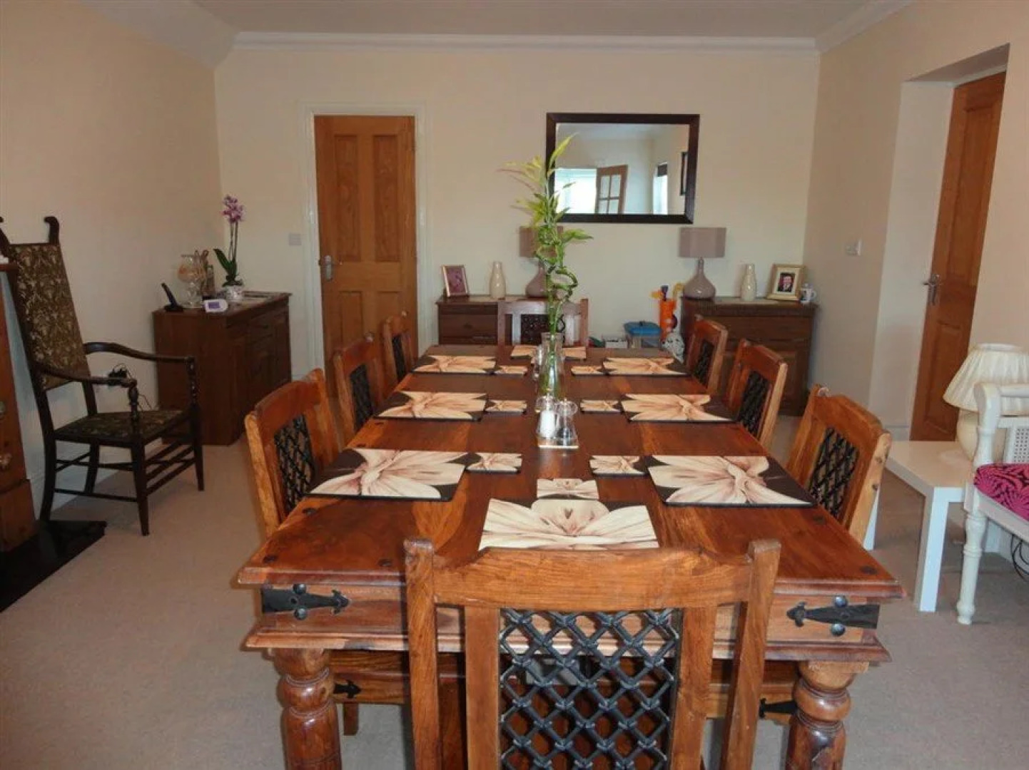 Tudor Rose Bed & Breakfast