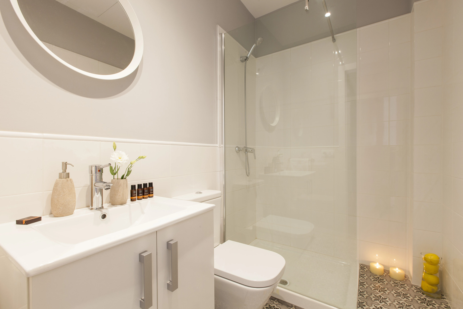 Aspasios Charming Flats