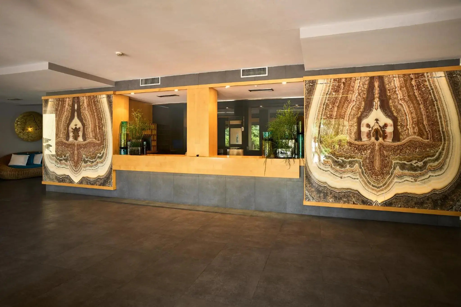 Delfina Palace Hotel