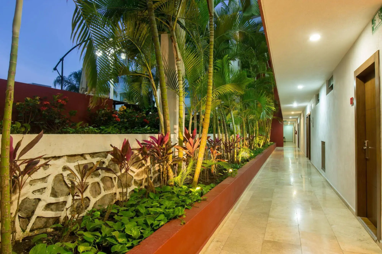 Hotel Estancia Business Class