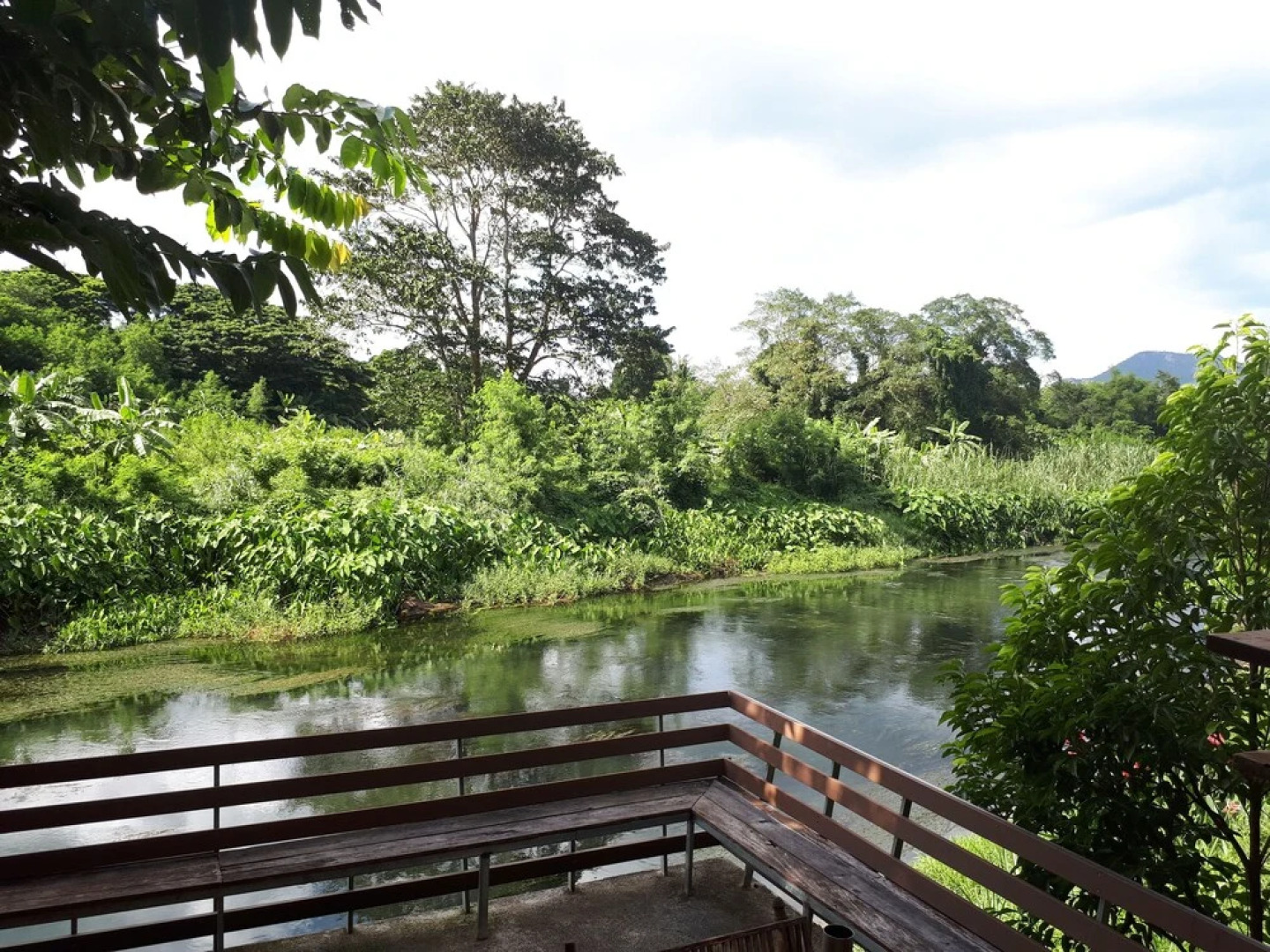 Baan Suansabaijai Resort