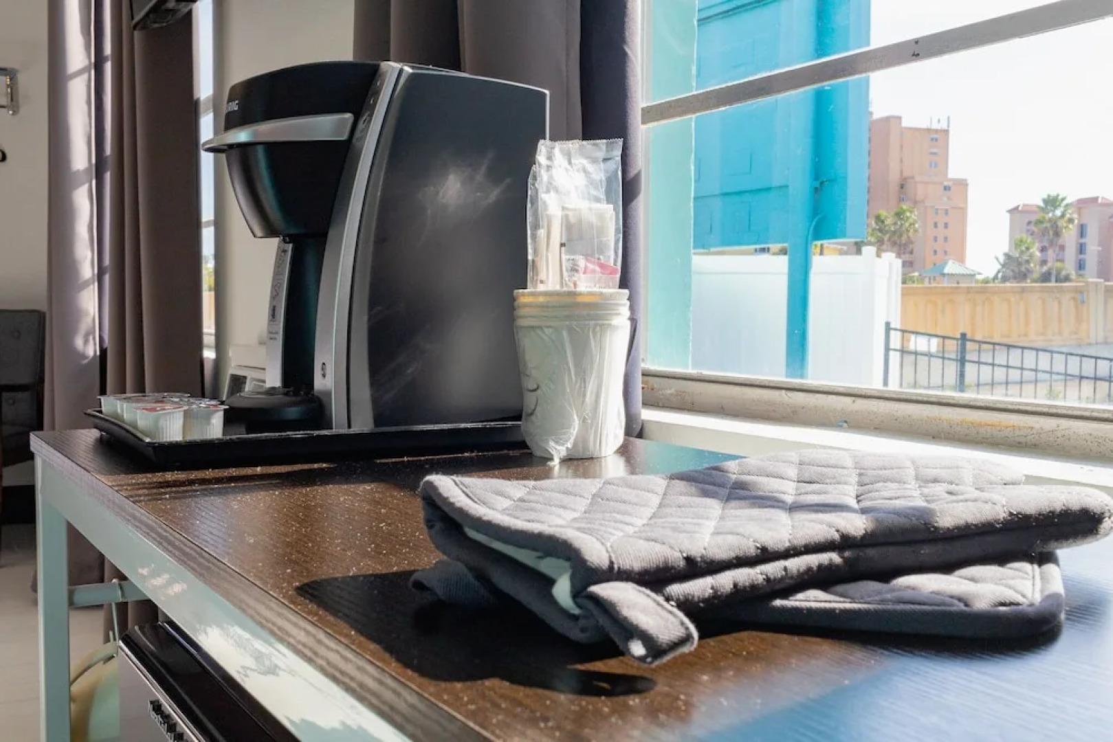 Sea Jay Motel & Marina