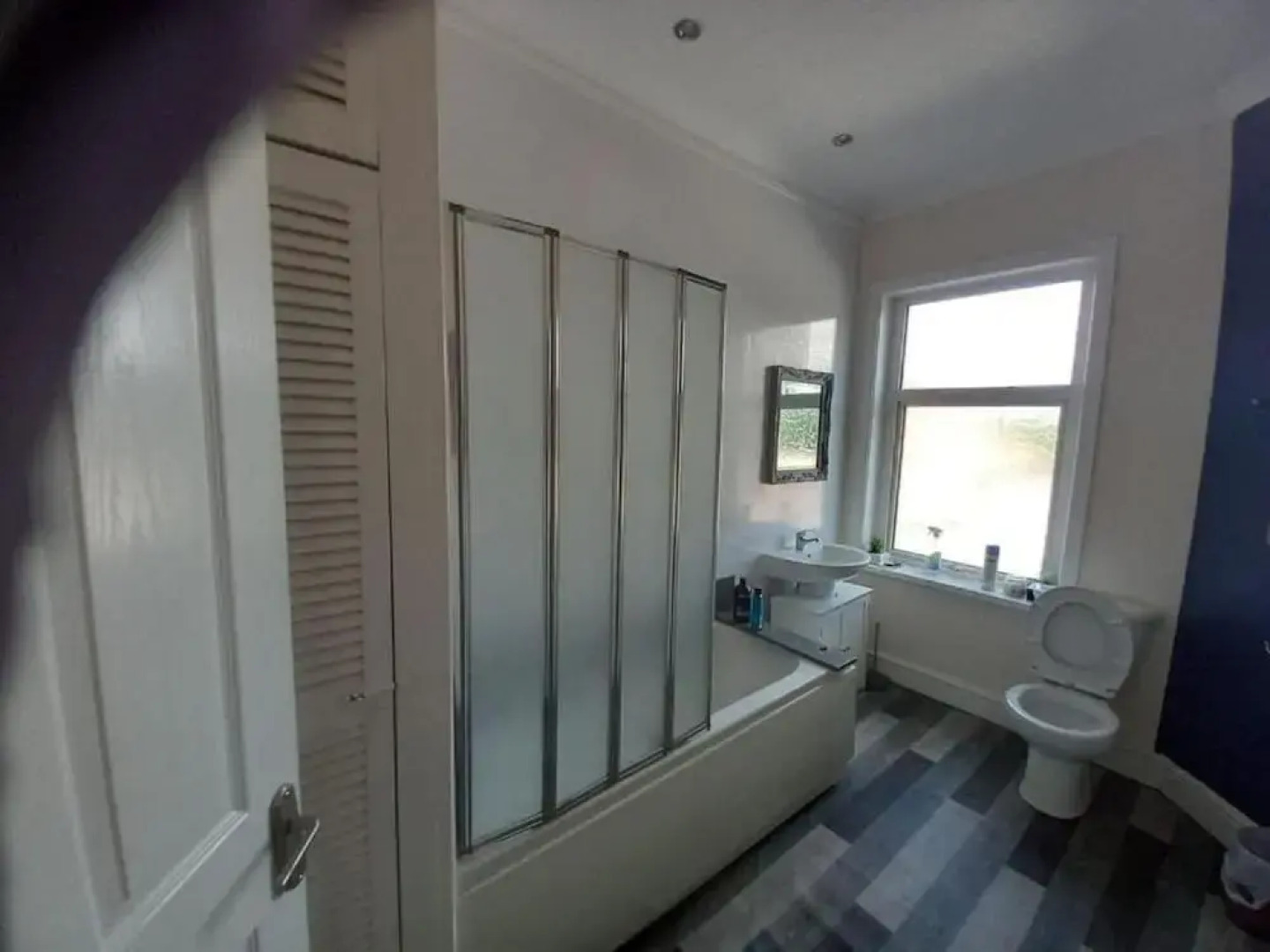 Manchester-2bedroom-1bathroom-wifi (108947701)