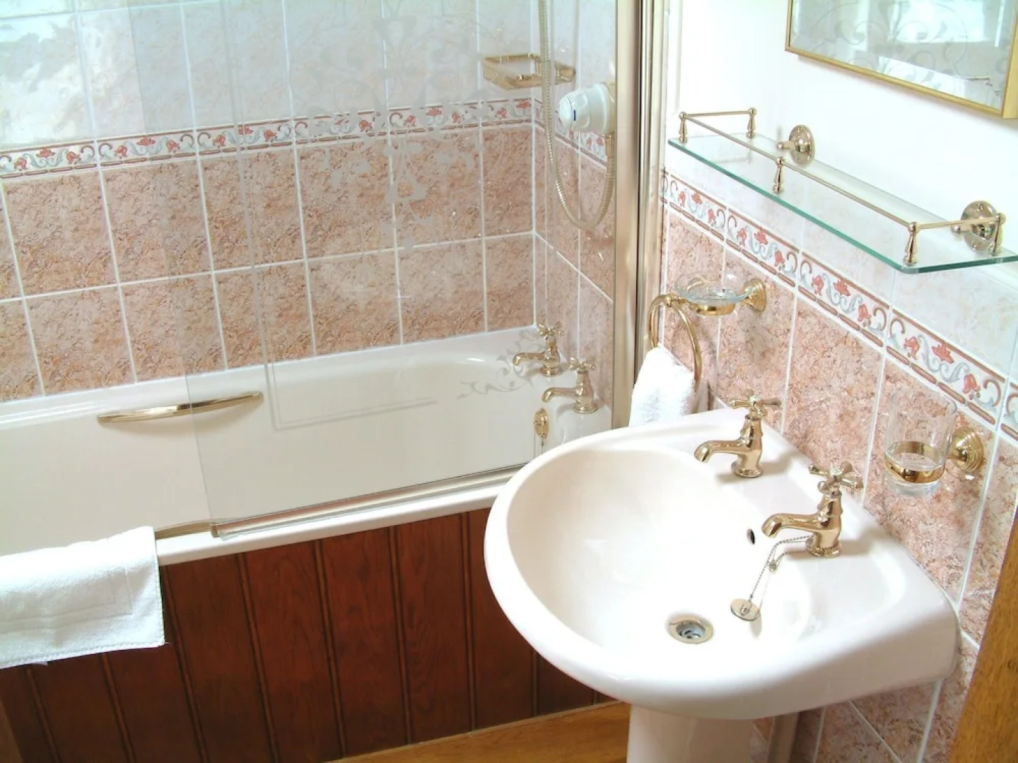 Beautiful Apartment With Jacuzzi Surrounded By The Nature Of Llandovery