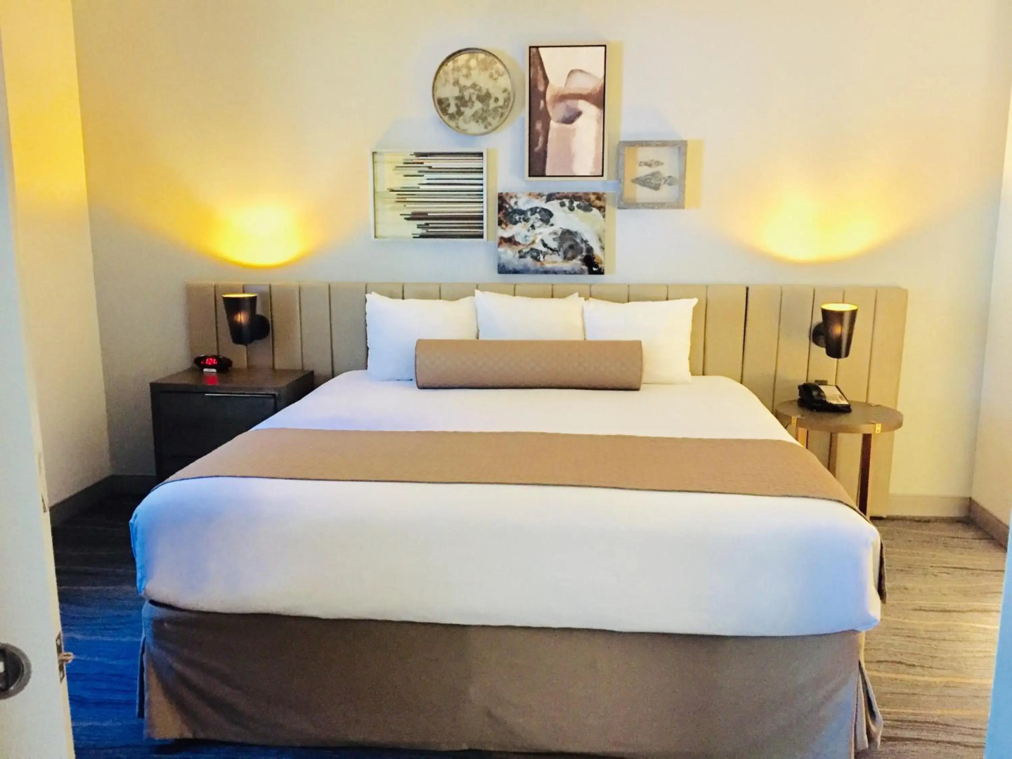 Windmill Suites Surprise - Phoenix, an Ascend Collection Hotel