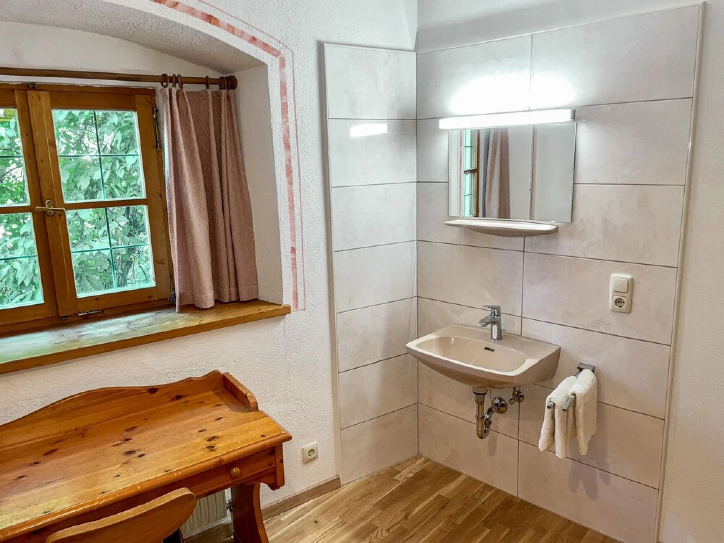 Burg Biedenegg Pach Flie